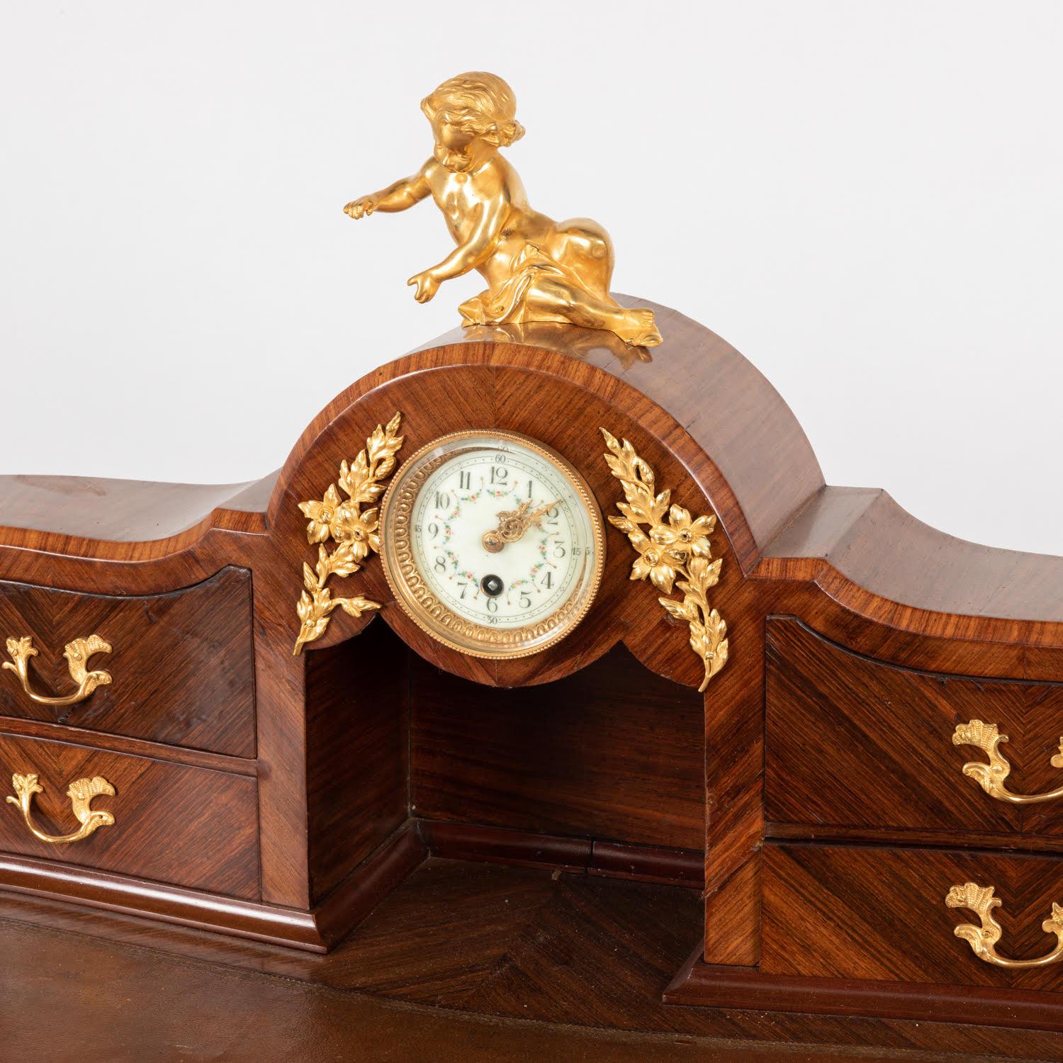 Dorato Scrivania da donna del XIX secolo in intarsio e bronzo dorato, stile Luigi XV. in vendita