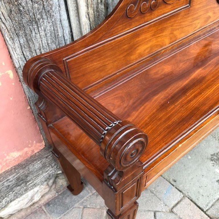 Early 19th Century 19th Century Mahogany Hall Bench Attributed to Marsh & Tatham For Sale