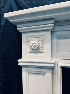 Ein 19. Jahrhundert Manner geschnitzt Statuary Marmor Kamin Surround.