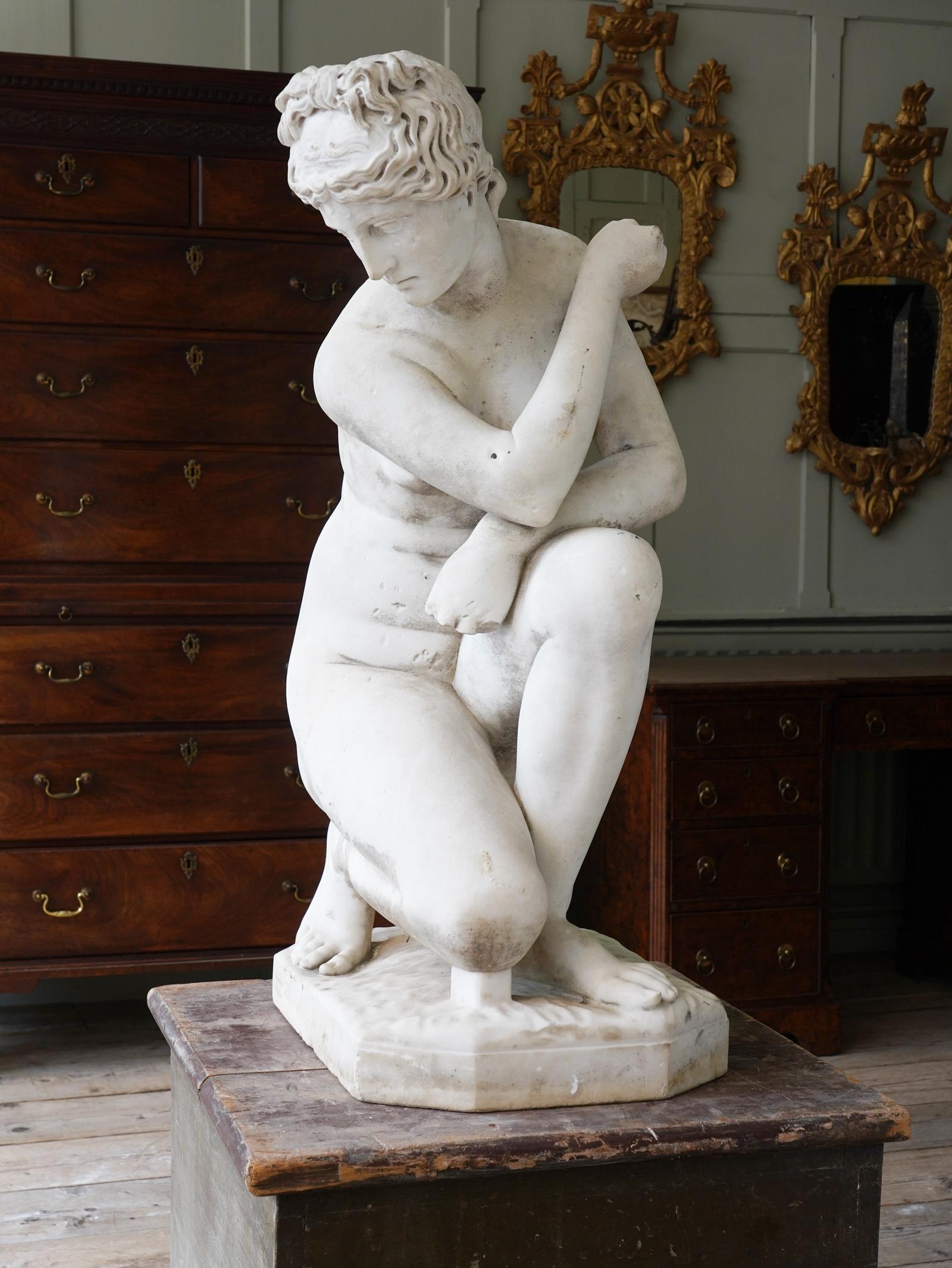19th Century Marble Crouching Venus 13