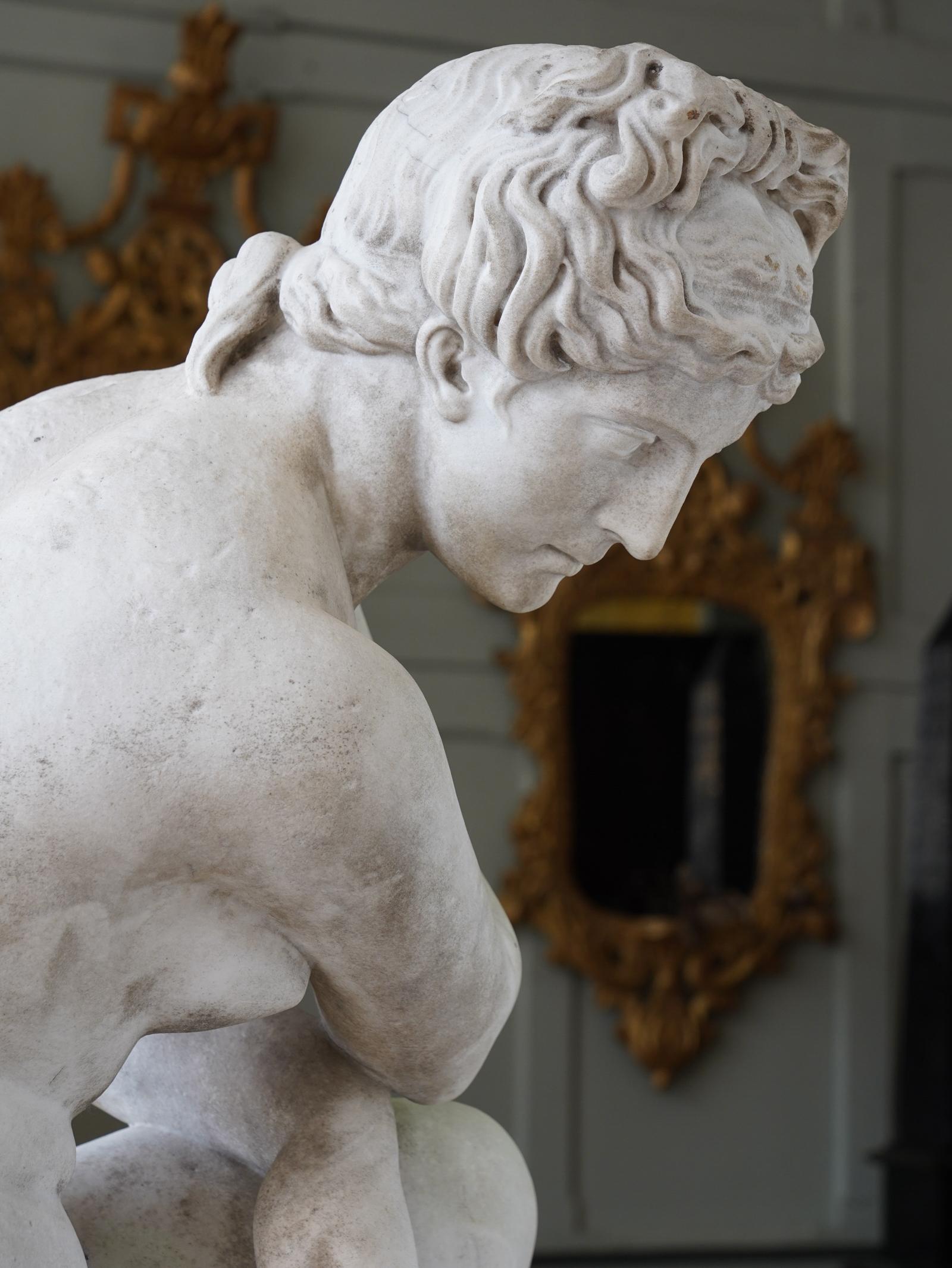 19th Century Marble Crouching Venus 3