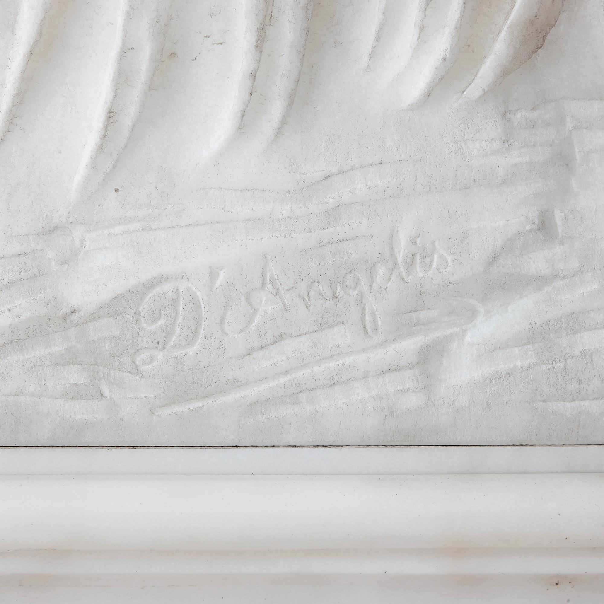 Marmor-Puto-Skulptur des 19. Jahrhunderts, signiert 'D'angelis' im Angebot 2