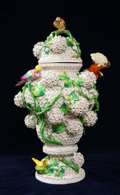 19th Century Meissen Porcelain Schneeballen Snowball Vase with Meissen Birds