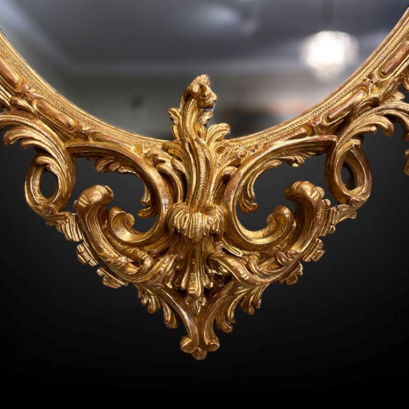 Miroir mural ovale du 19e siècle à la manière de Thomas Johnson Excellent état - En vente à Reepham, GB