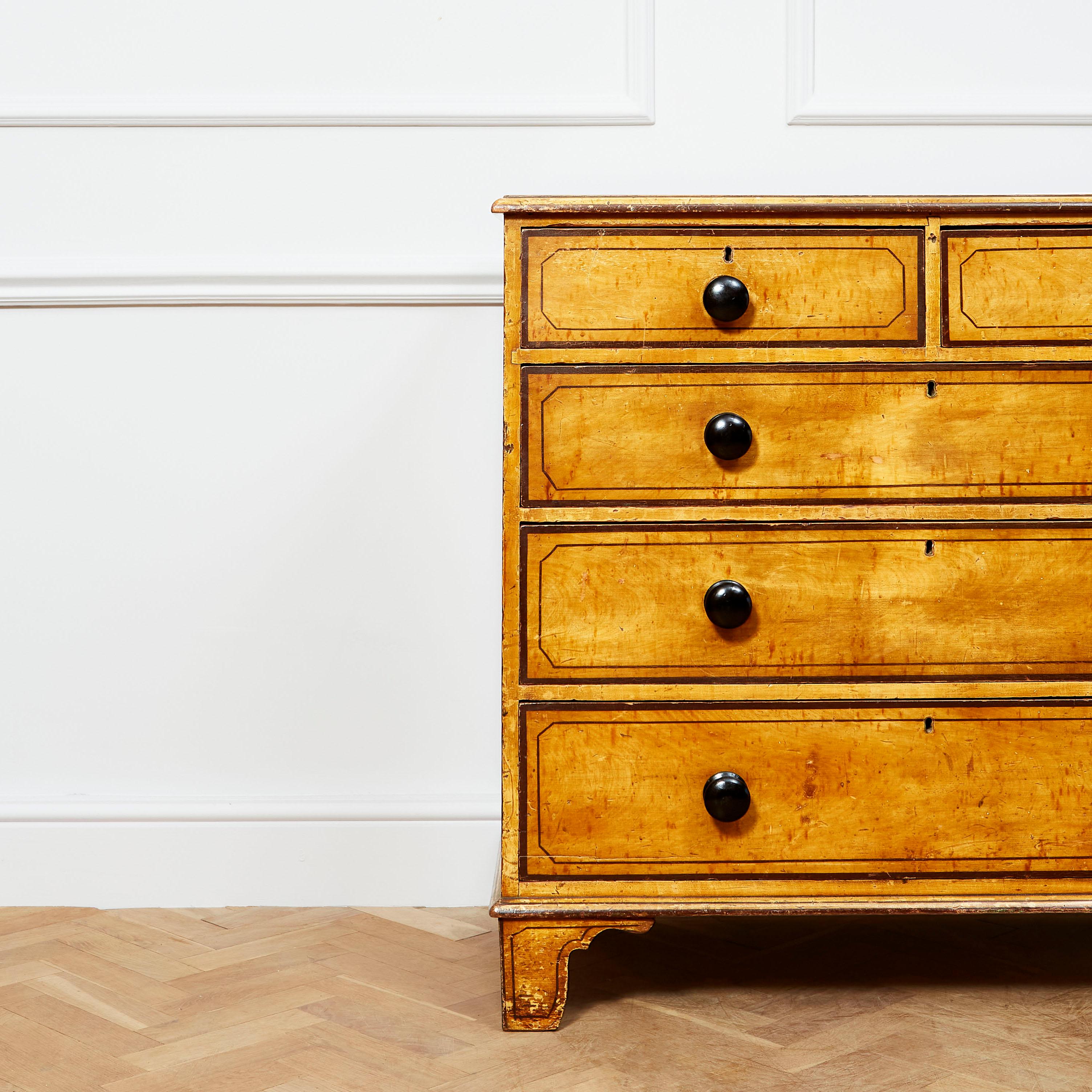 Georgian 19th Century Painted Chest of Drawers For Sale