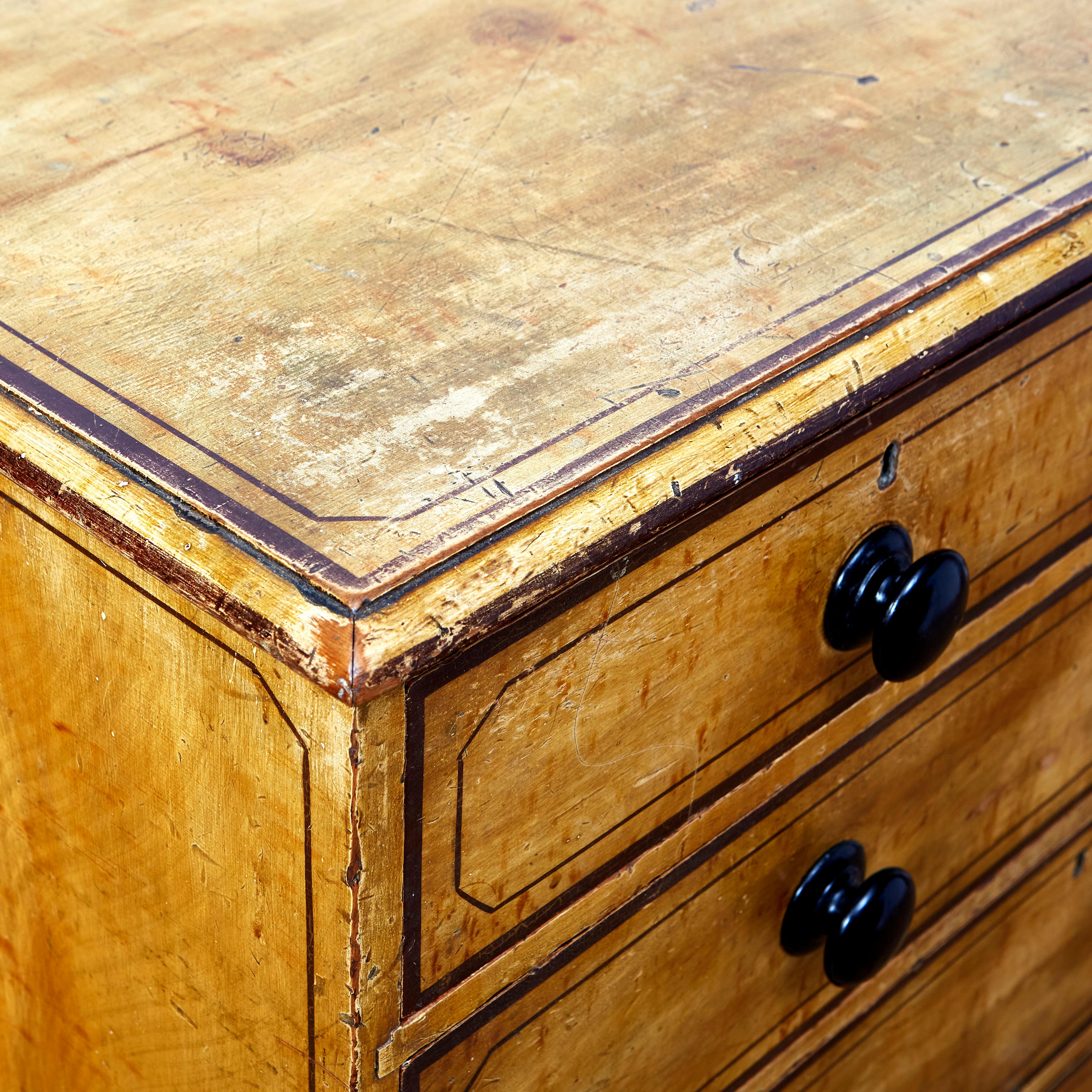 19th Century Painted Chest of Drawers For Sale 1
