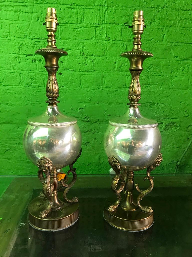 19th Century Pair of Brass Table Lamps with Heads and Feathers For Sale 2