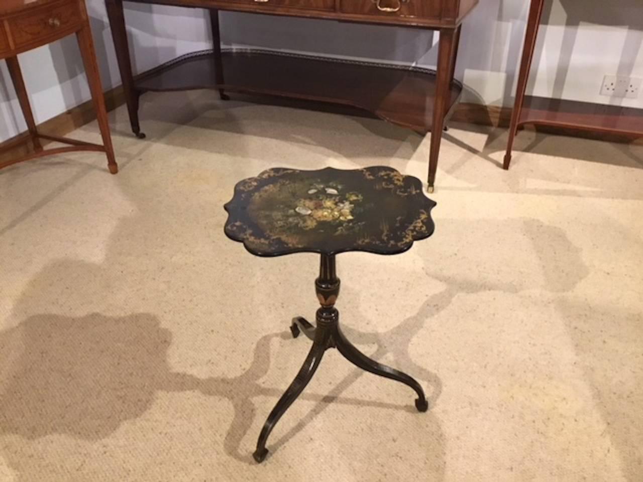 19th Century Papier Mâché and Ebonized Shaped Wine Table In Excellent Condition In Darwen, GB