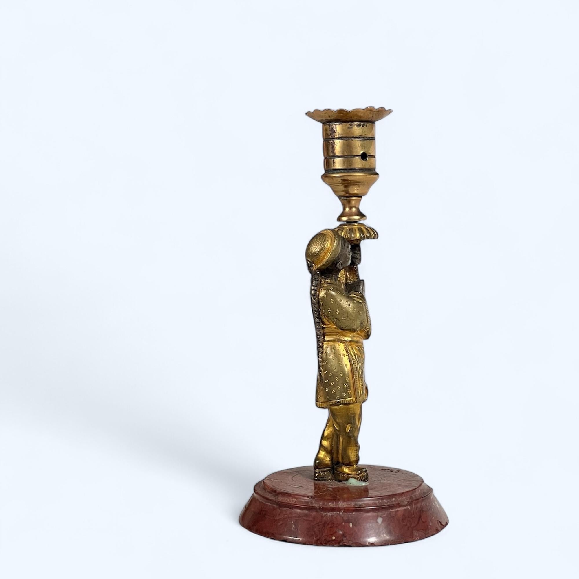 Vittoriano A 19Th Century Parcel Gilt-Bronze Candlestick in vendita