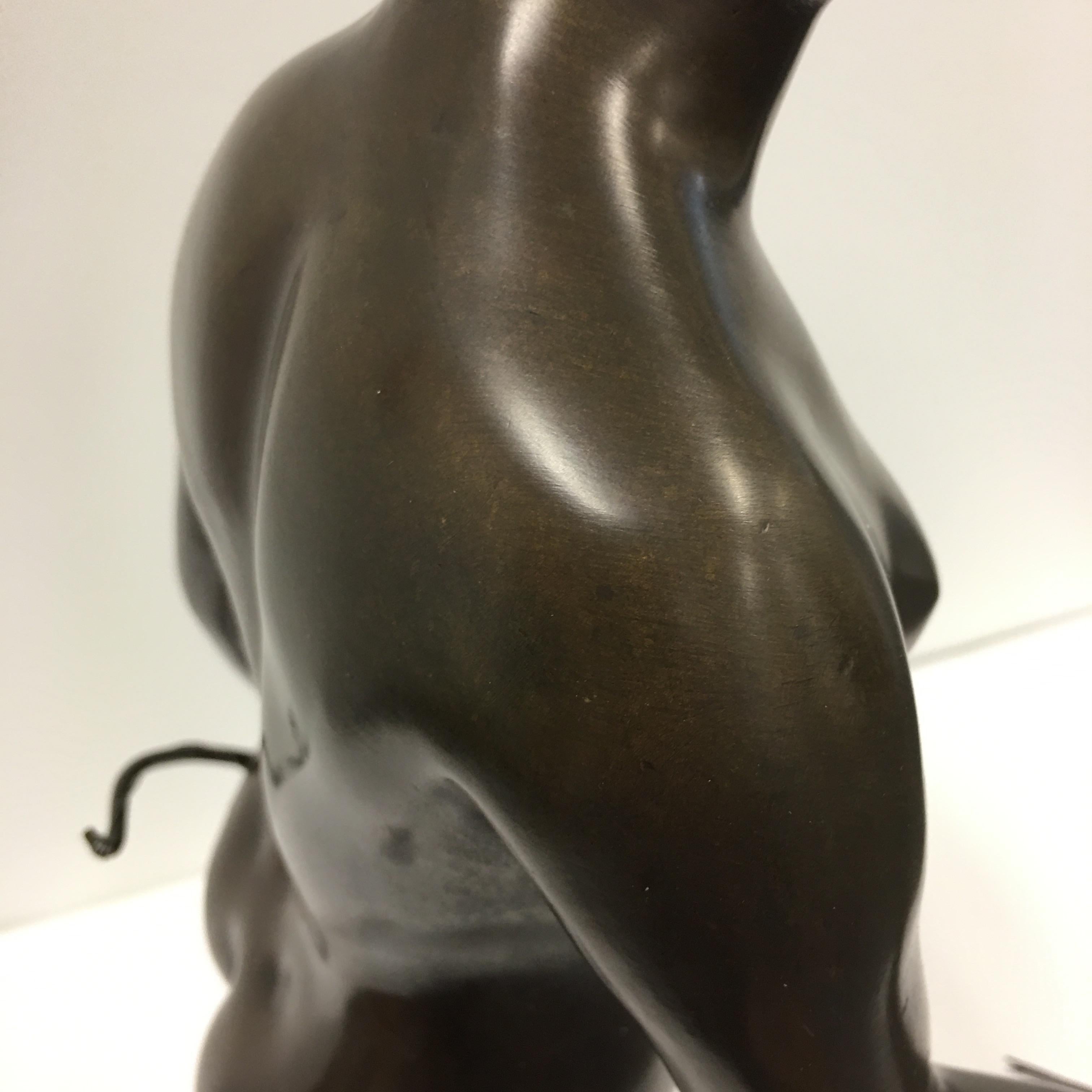 19th. Statue de Diane la chasseresse en bronze patiné du siècle dernier Bon état - En vente à Brisbane, Queensland