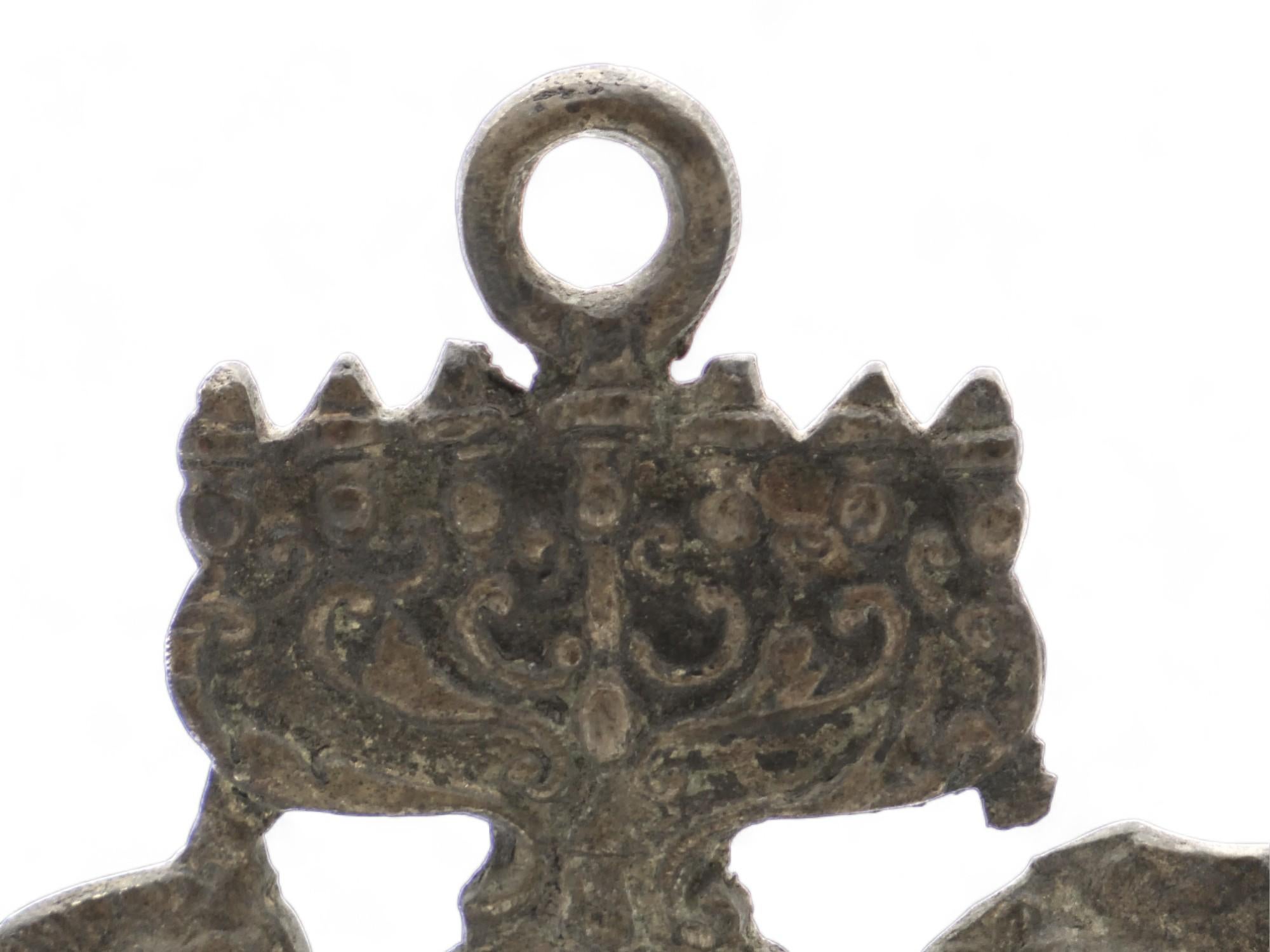 Moulage Lampe de Hanoukka en laiton polonais du XIXe siècle en vente