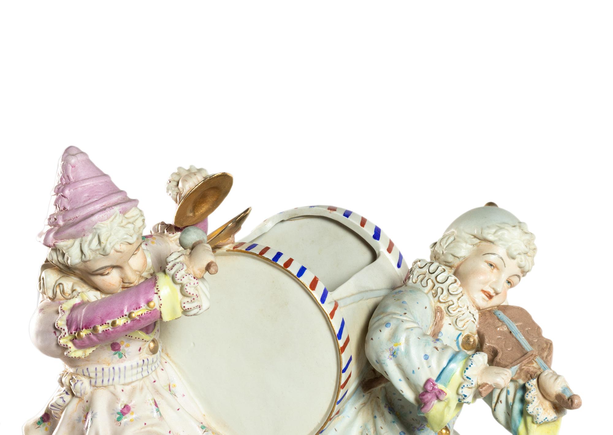 Gilt Porcelain figurine musicians by Meissen, 19th Century For Sale
