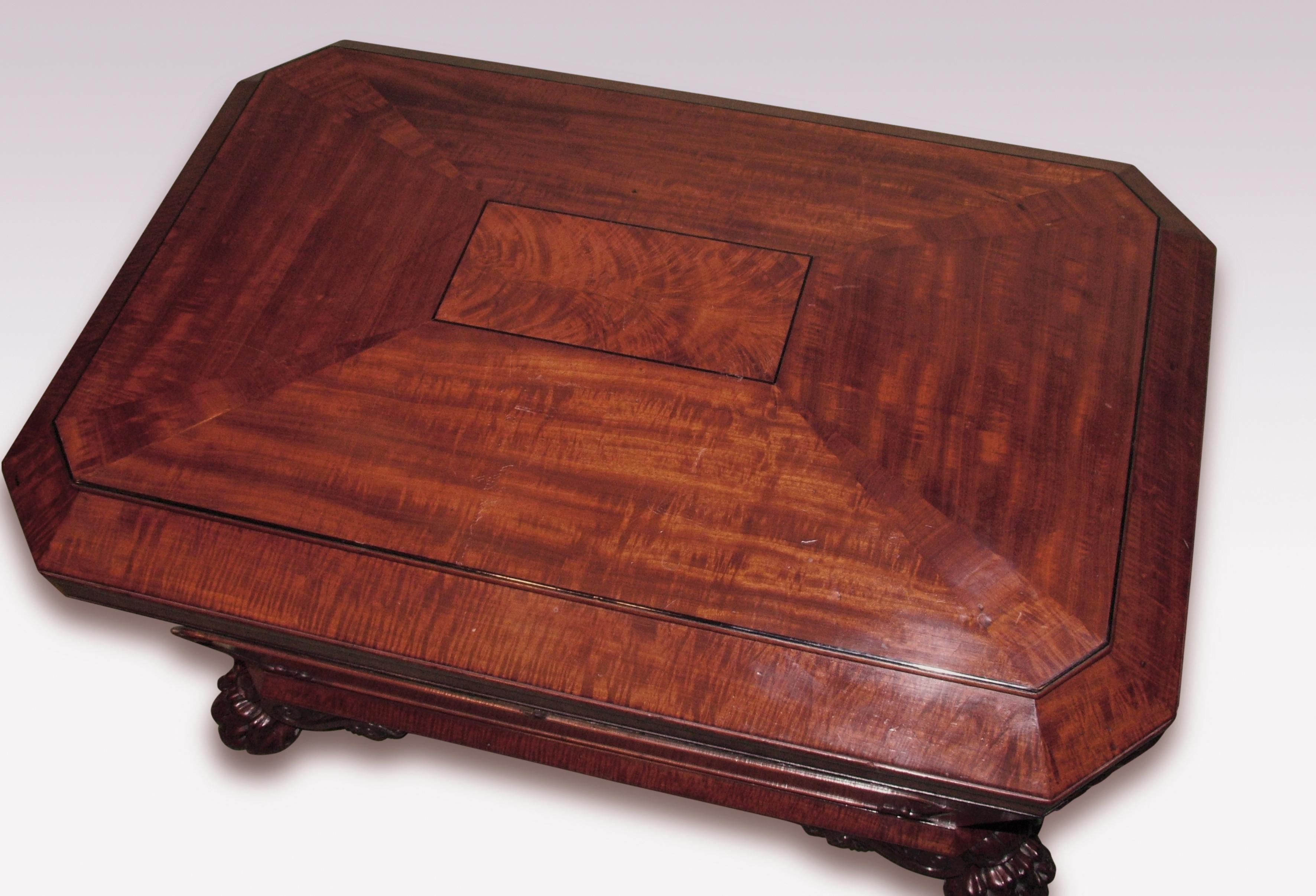 English 19th Century Regency Mahogany Sarcophagus-Shaped Wine Cooler For Sale