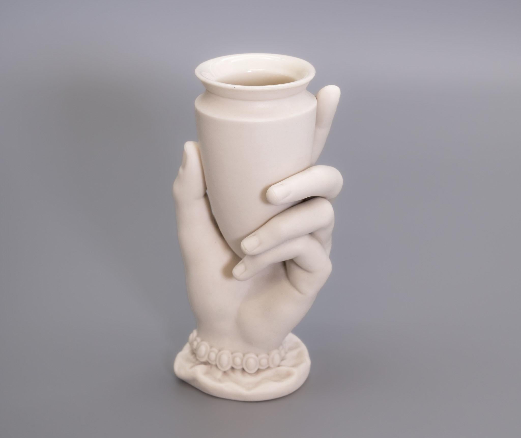 Modelo de Royal Worcester del siglo XIX del jarrón de mano de la Sra. Hadley Porcelana en venta