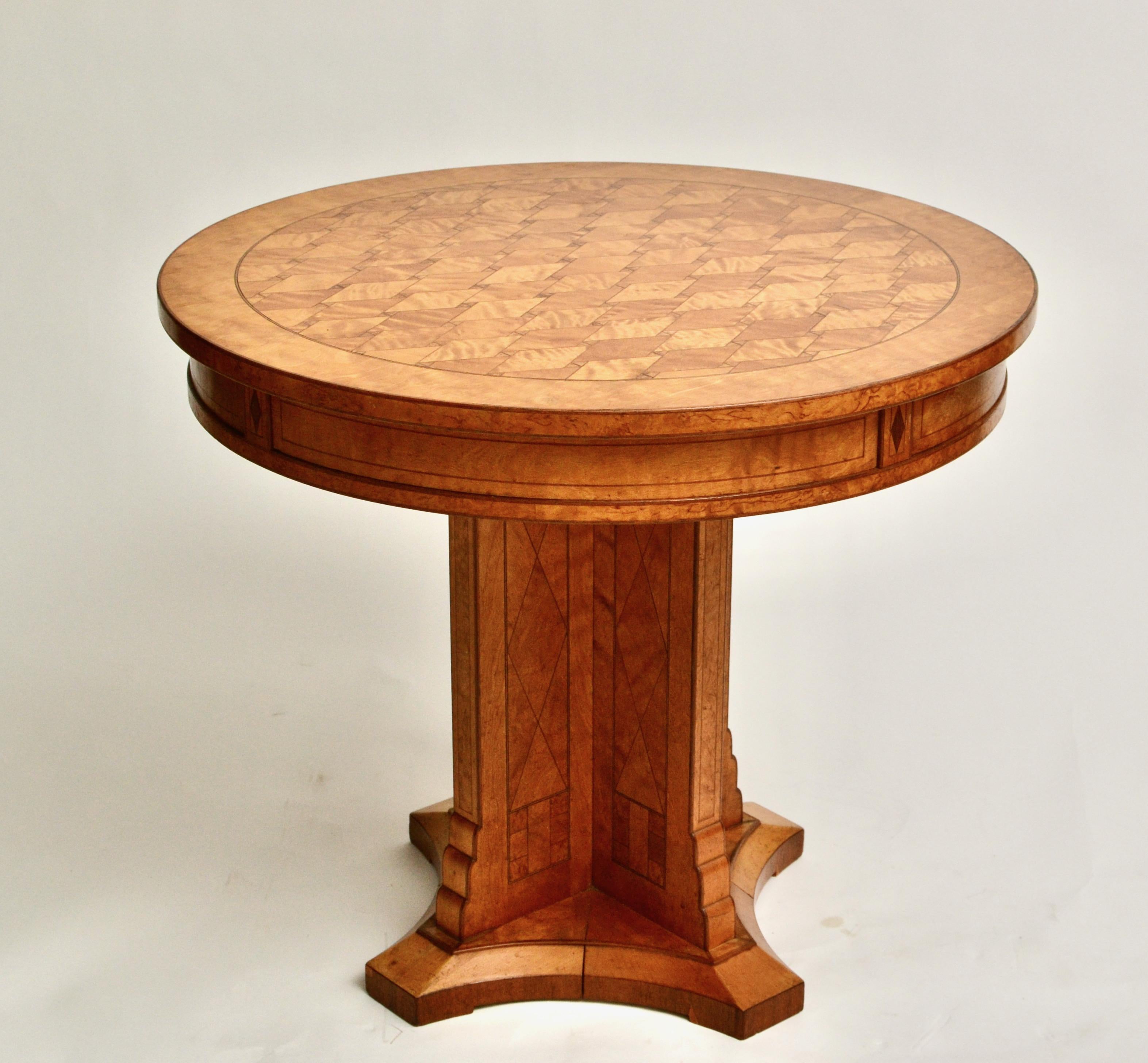 19th Century Russian Birch and Root Parquetry Gueridon Center Table In Good Condition In Stockholm, SE