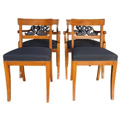 Vierer-Set Biedermeier-Stühle mit Delphin-Motiv, 19. Jahrhundert, Deutschland