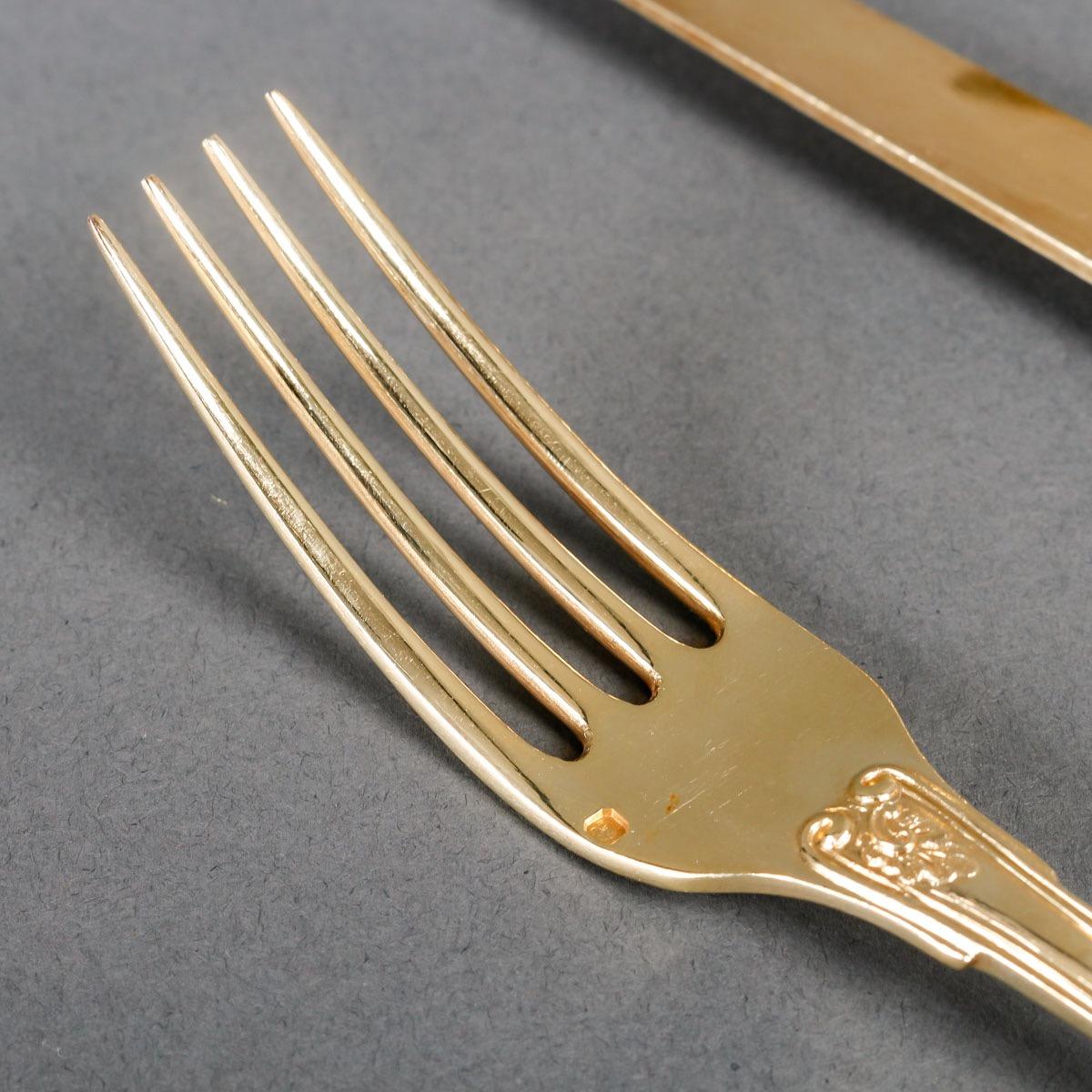 A 19th Century Silver Gilt Cutlery Box by Odiot Orfèvre du Roy Paris 3