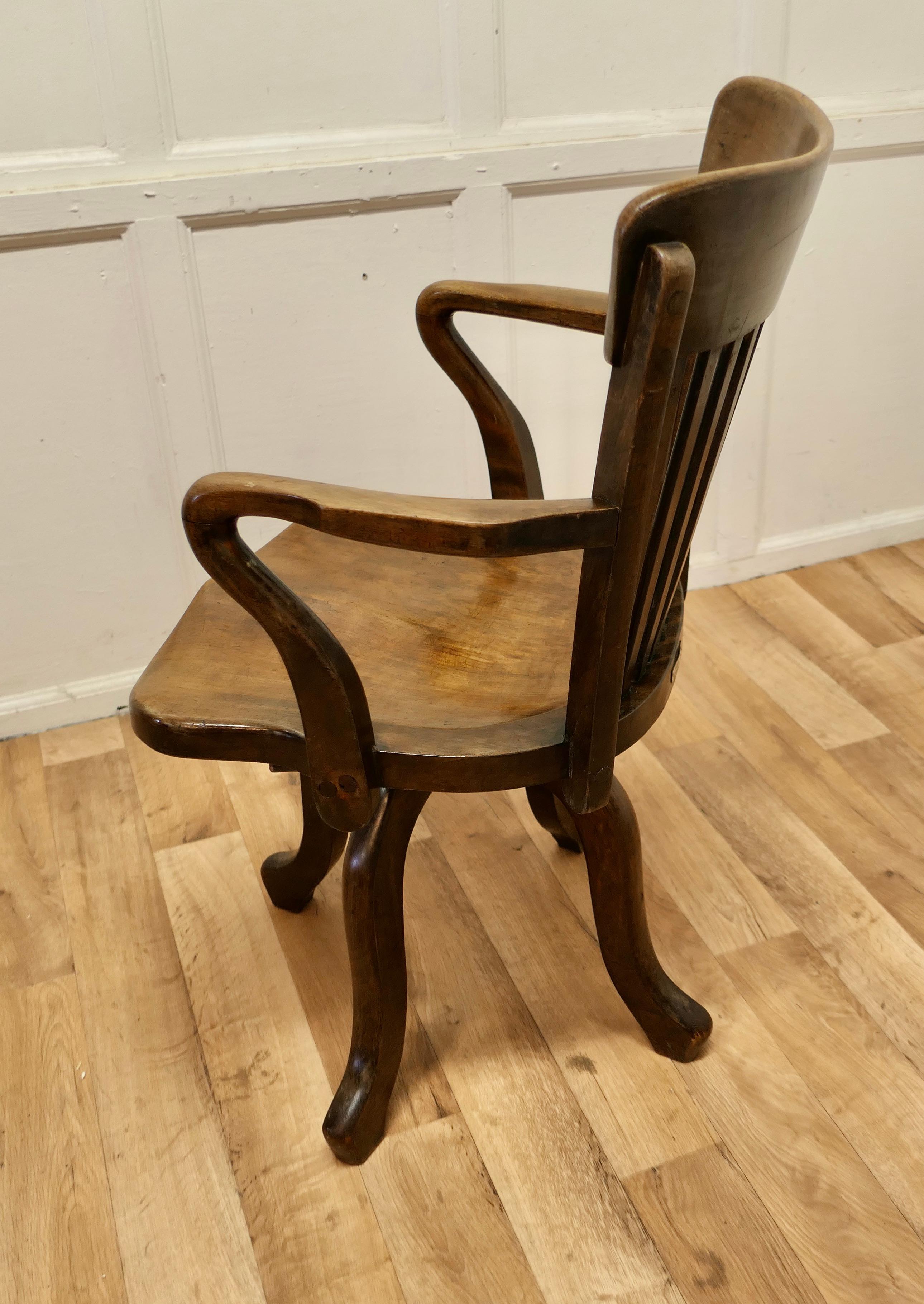 19th Century Swivelling Oak Office or Desk Chair In Good Condition In Chillerton, Isle of Wight