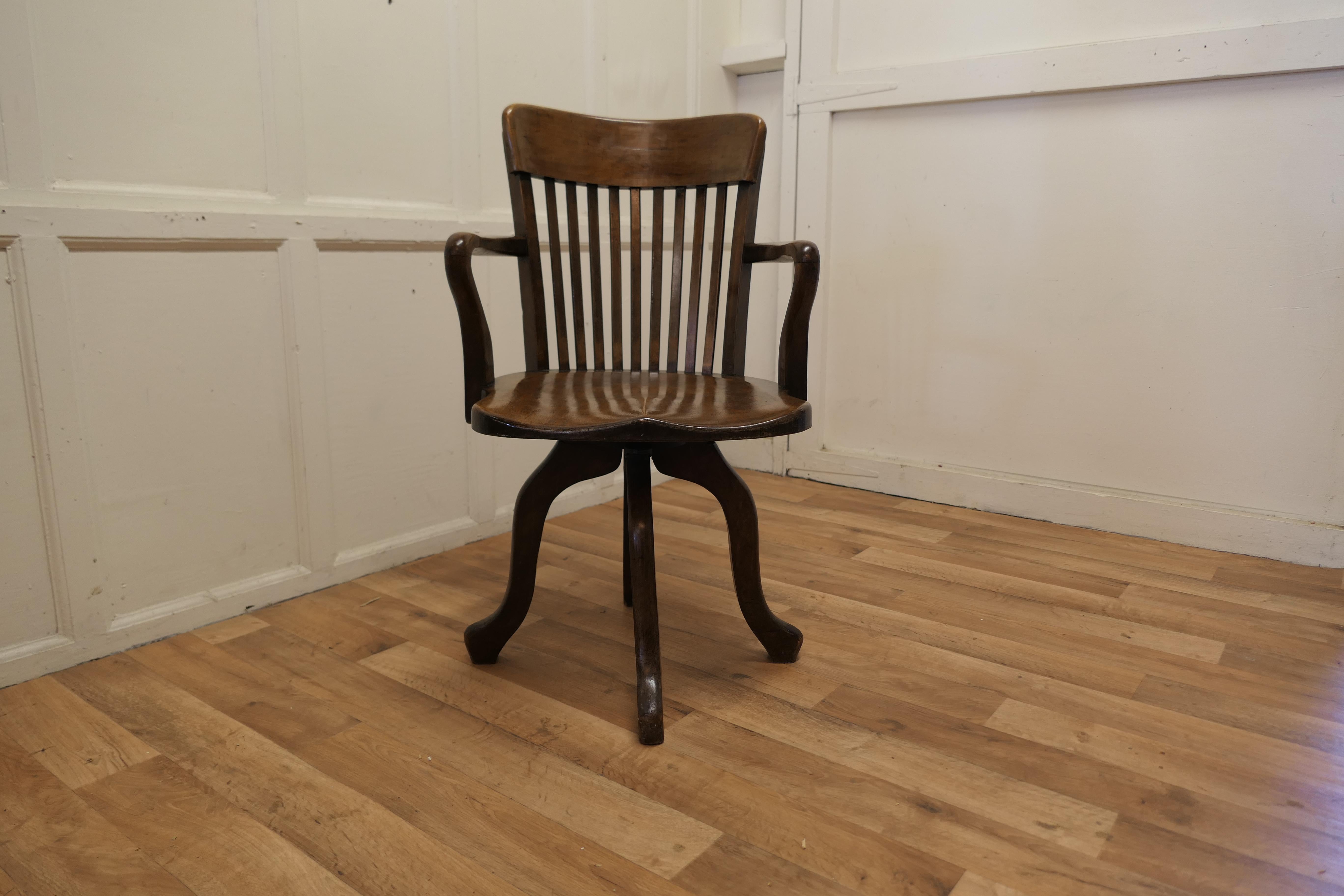 19th Century Swivelling Oak Office or Desk Chair 2