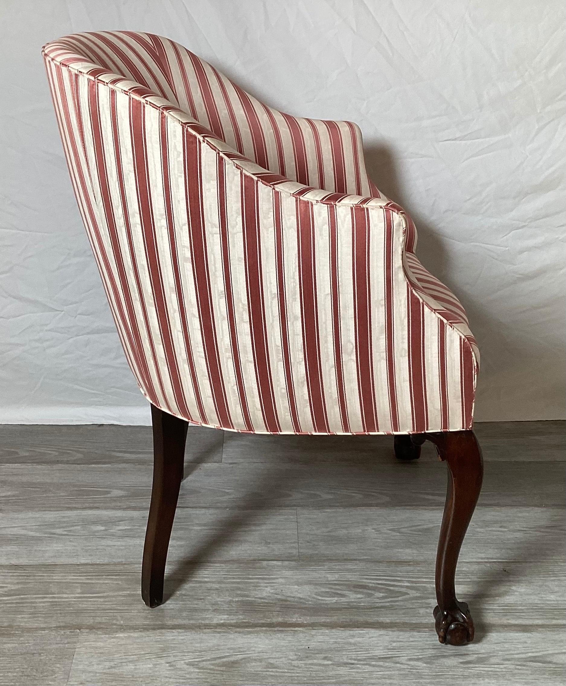 19th Century Vanity Accent Chair In Good Condition In Lambertville, NJ