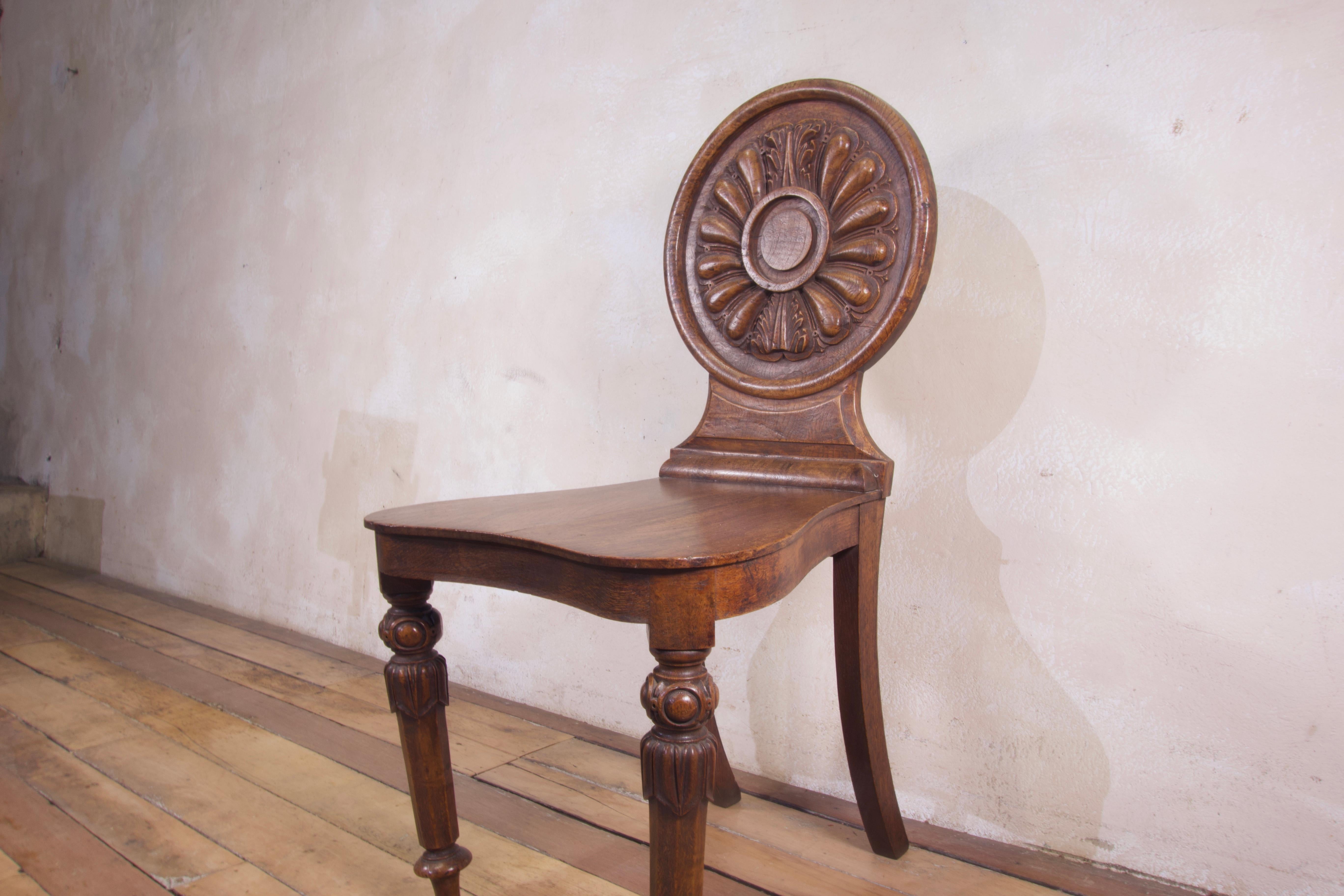 19th Century William IV Elm and Burr Elm Hall Chair For Sale 2
