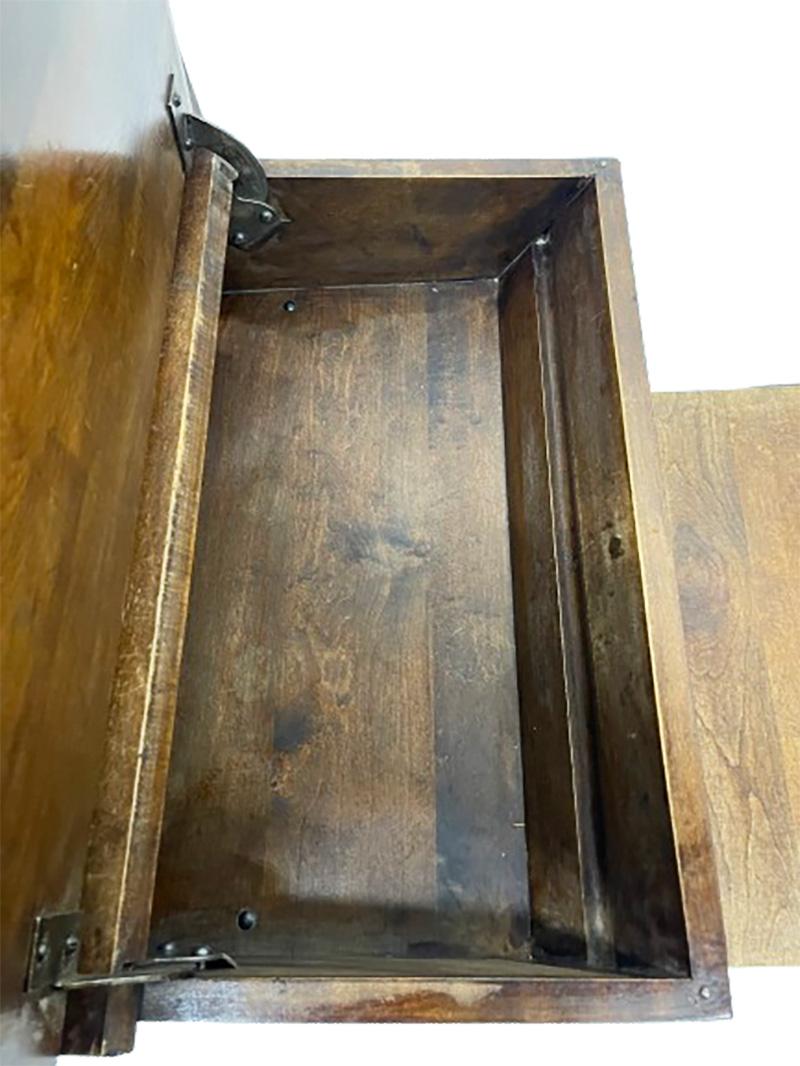 Bureau d'écolier en bois du 19e siècle en vente 8
