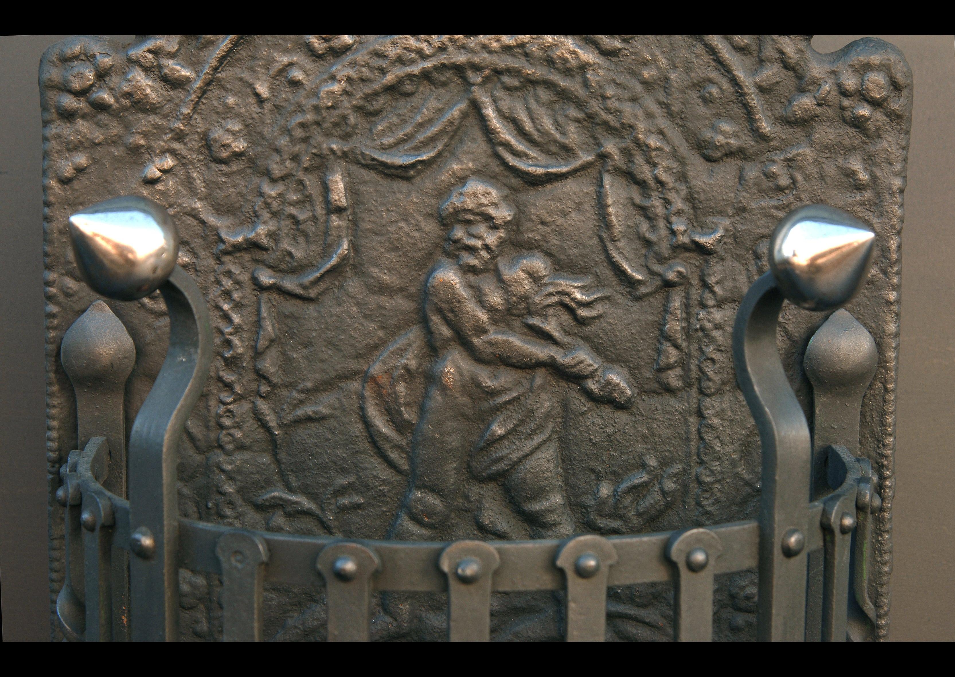 schmiedeeiserner Kamin aus dem 19. Jahrhundert mit dekorativer gusseiserner Feuerrückwand im Zustand „Gut“ im Angebot in London, GB