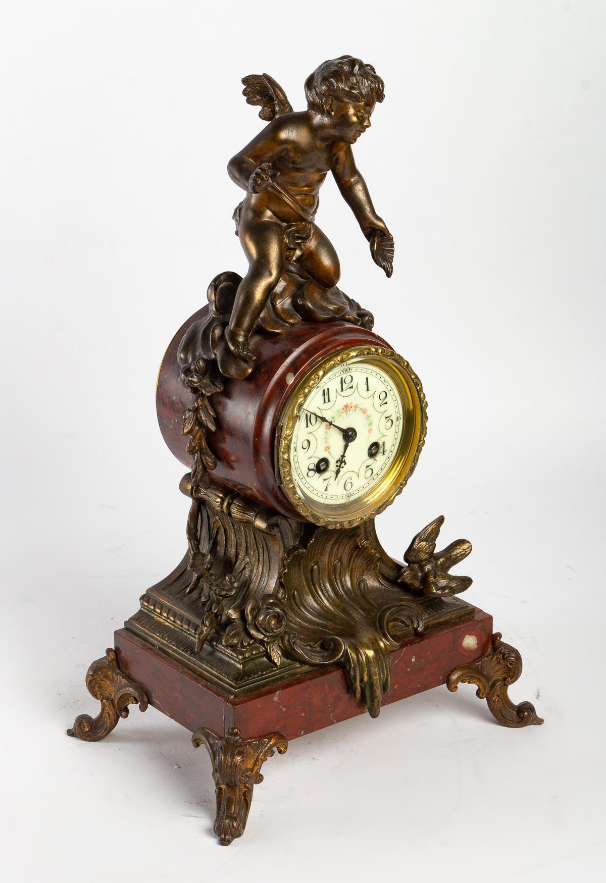 Marbre griotte Horloge d'époque Napoléon III du 19e siècle en vente