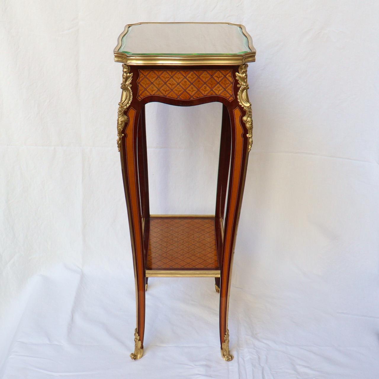 19th French Ormolu-Mounted Marquetry Table Ambulante In Good Condition In Saint-Ouen, FR