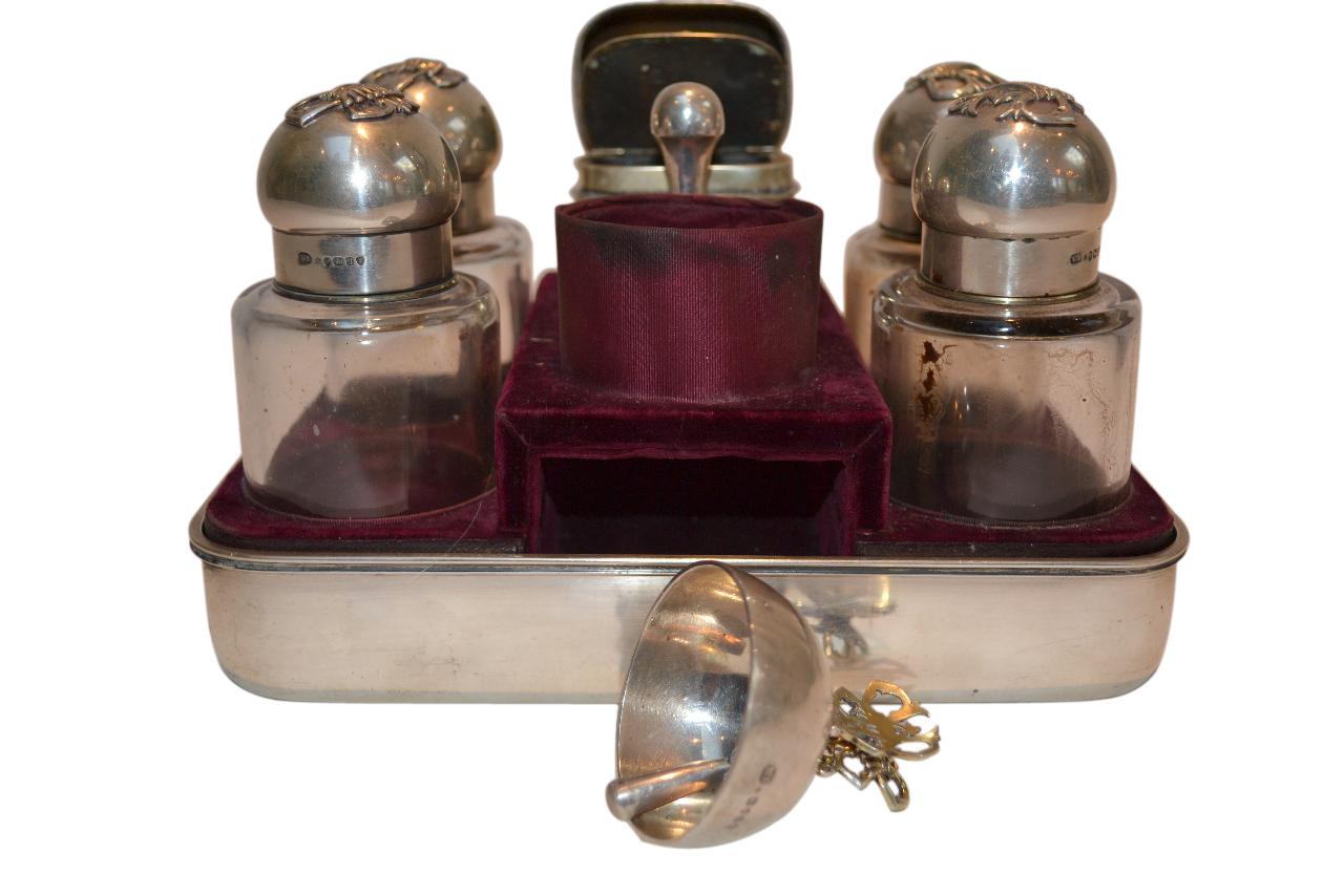 19th Century Sterling Silver ‘Necessaire De Voyage’ by Leuchars and Son Inglés en venta