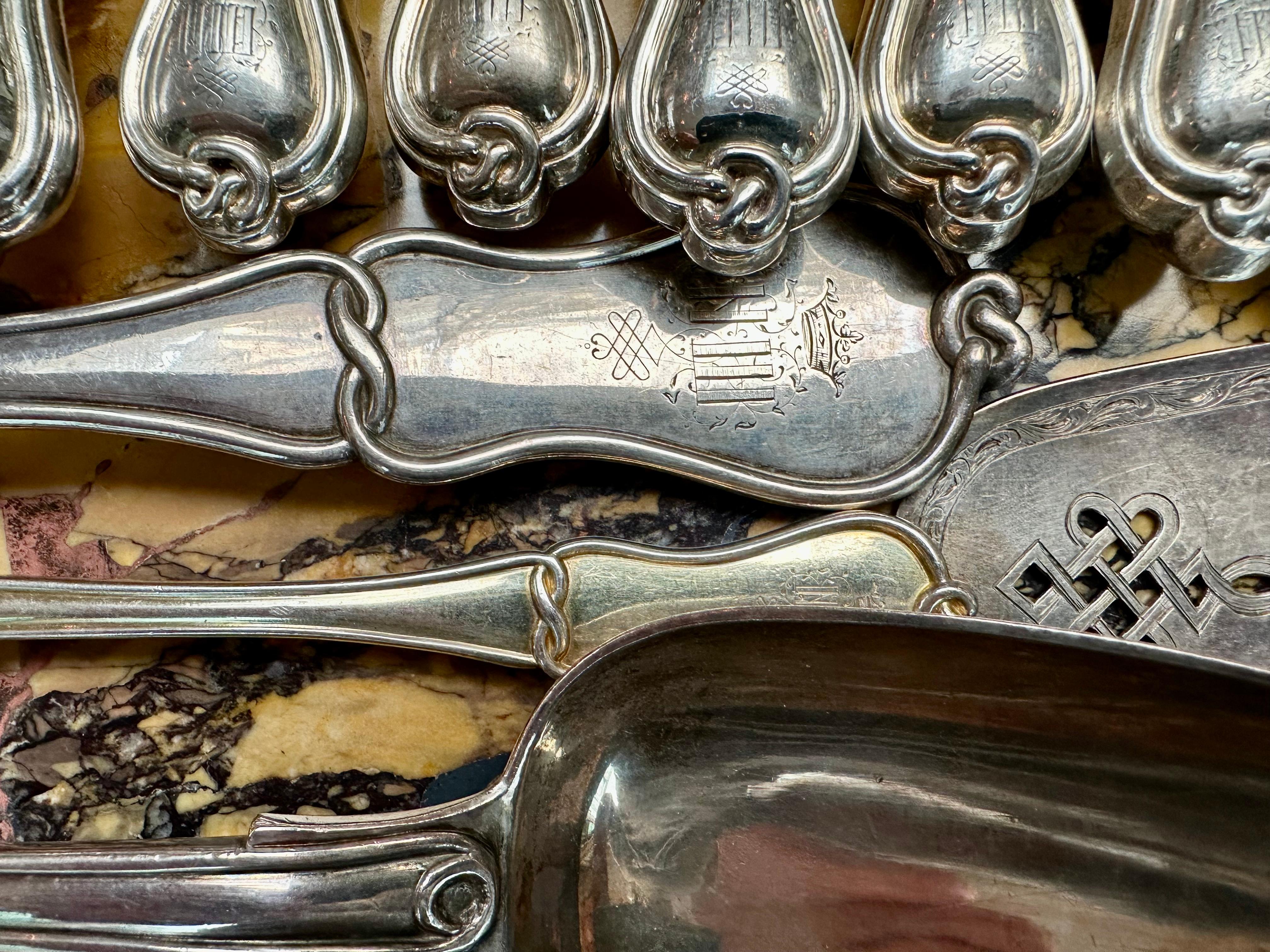   A 200 Plus Set of 19 Century Imperial Russian Silver Flatware by Andrei Bragin For Sale 3