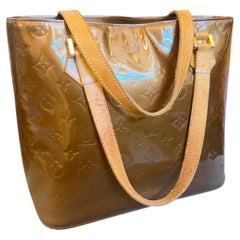 A 2000 Louis Vuitton Brown Patent Leather and Vachetta Houston Shoulder Bag