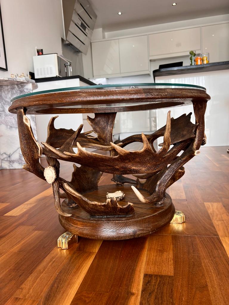 Table d'appoint en corne de cervidé du XXe siècle en vente 6