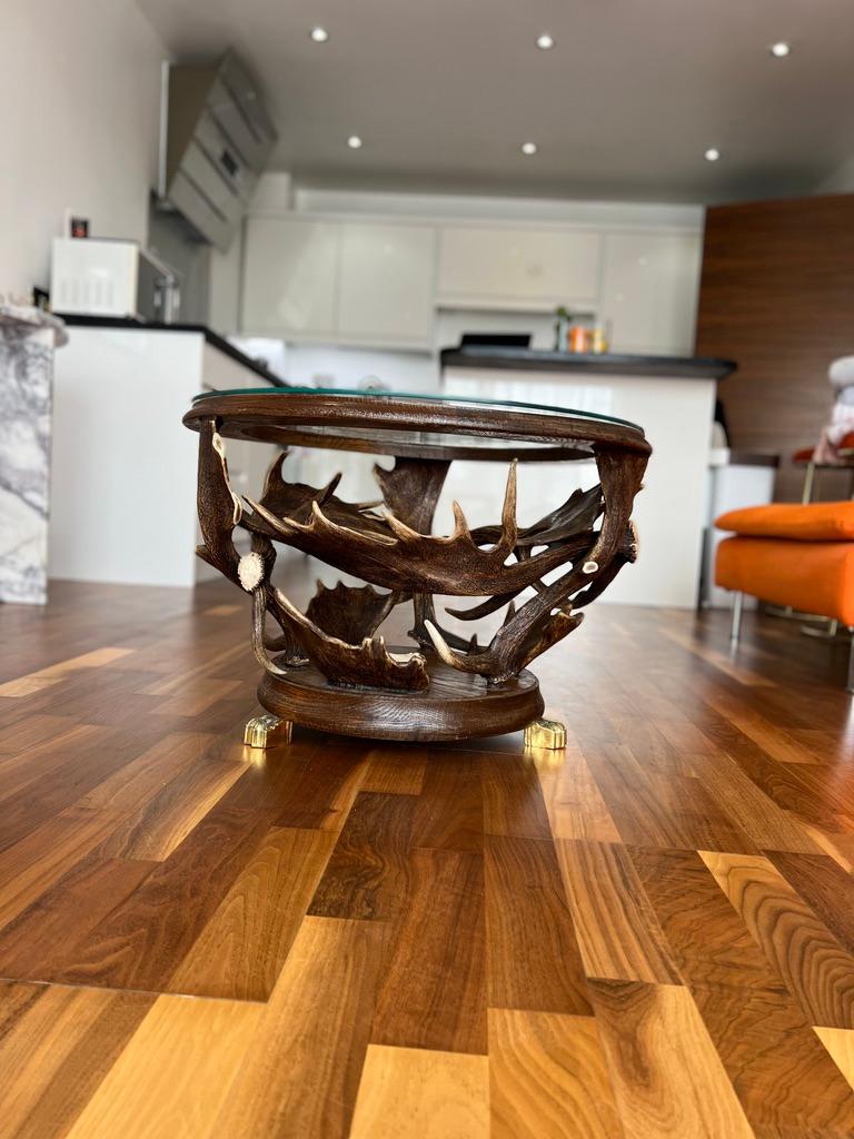 Anglais Table d'appoint en corne de cervidé du XXe siècle en vente