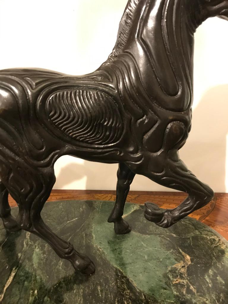 Bronze Cheval en bronze du XXe siècle en vente