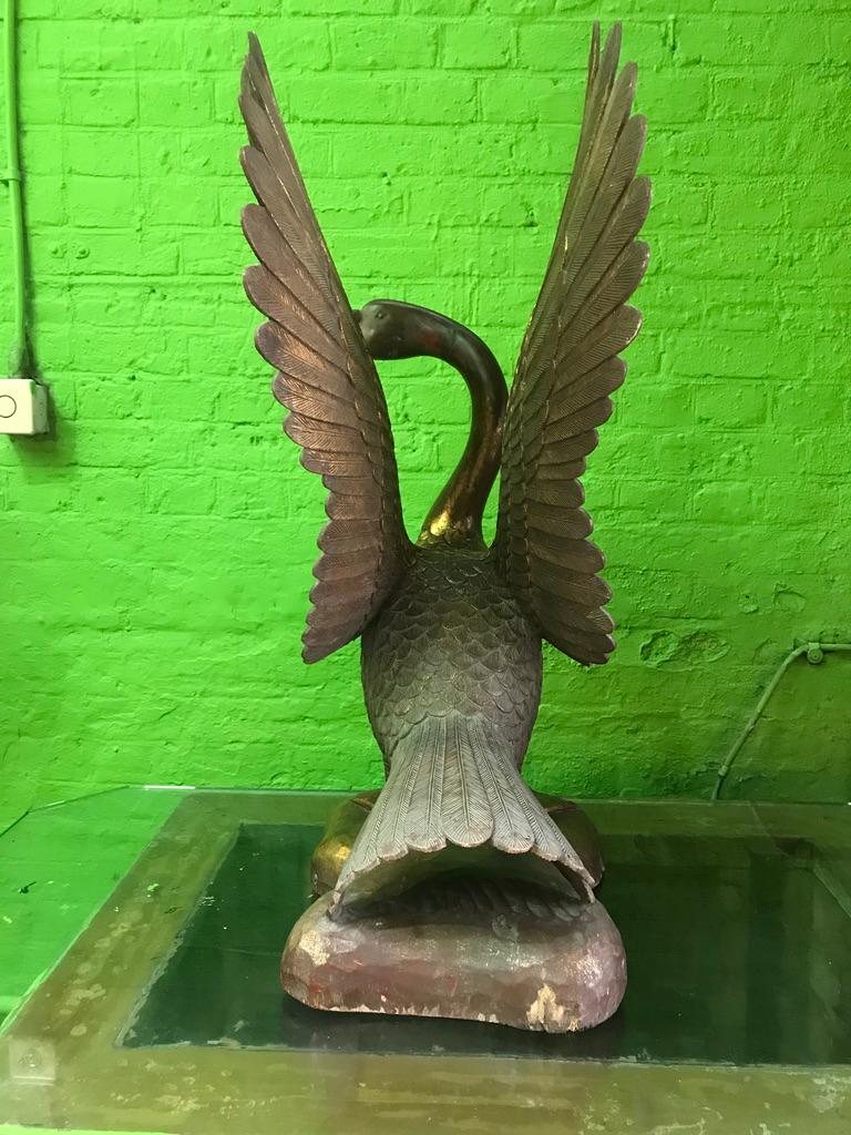 20th Century Carved Wooden Swan For Sale 2