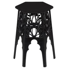 Tavolino ottagonale Arts and Crafts ebanizzato del XX secolo