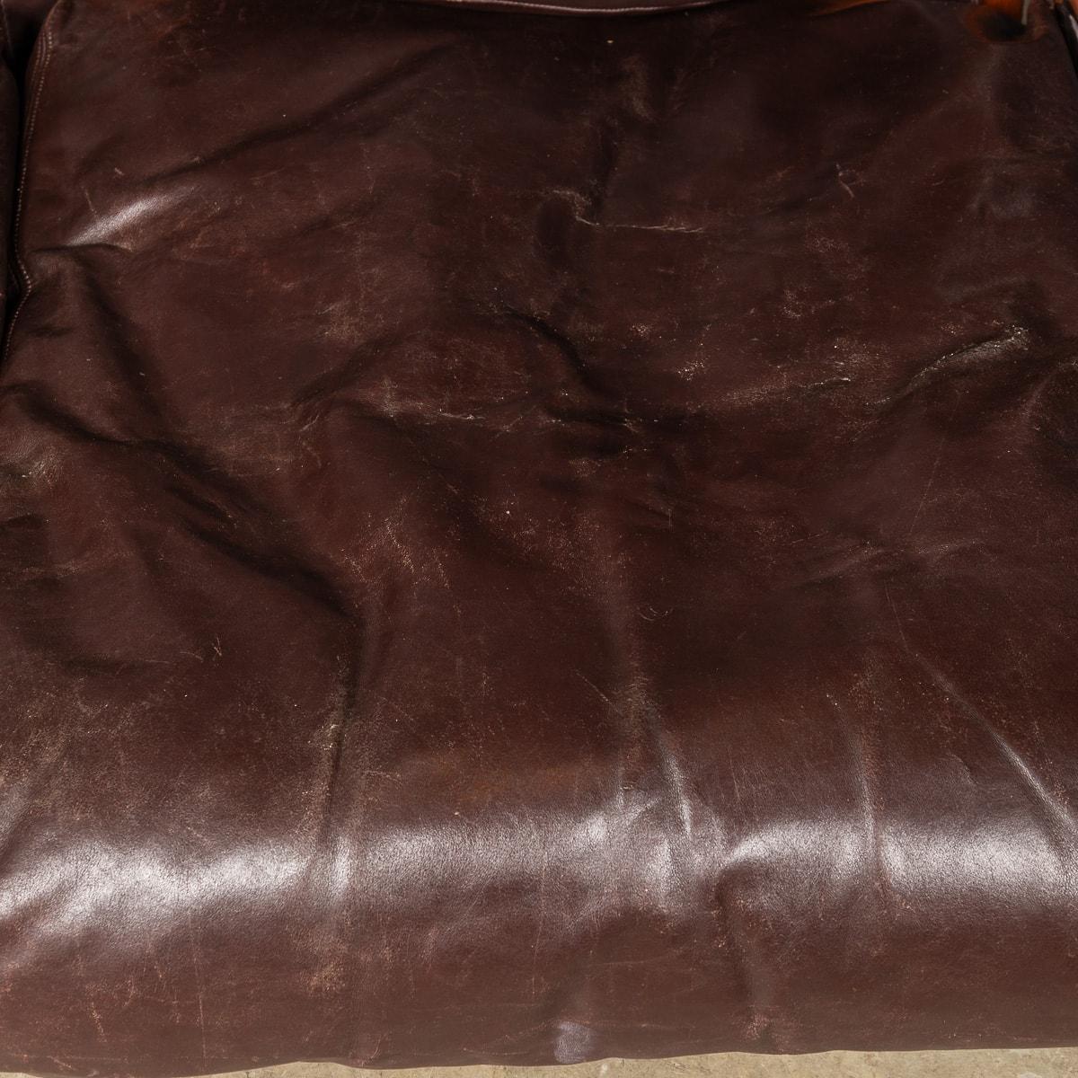 A 20th Century Italian Brown Leather Sofa By Gae Aulenti For Poltronova c.1962 For Sale 9