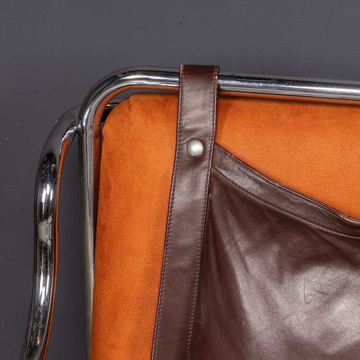 A 20th Century Italian Brown Leather Sofa By Gae Aulenti For Poltronova c.1962 For Sale 3