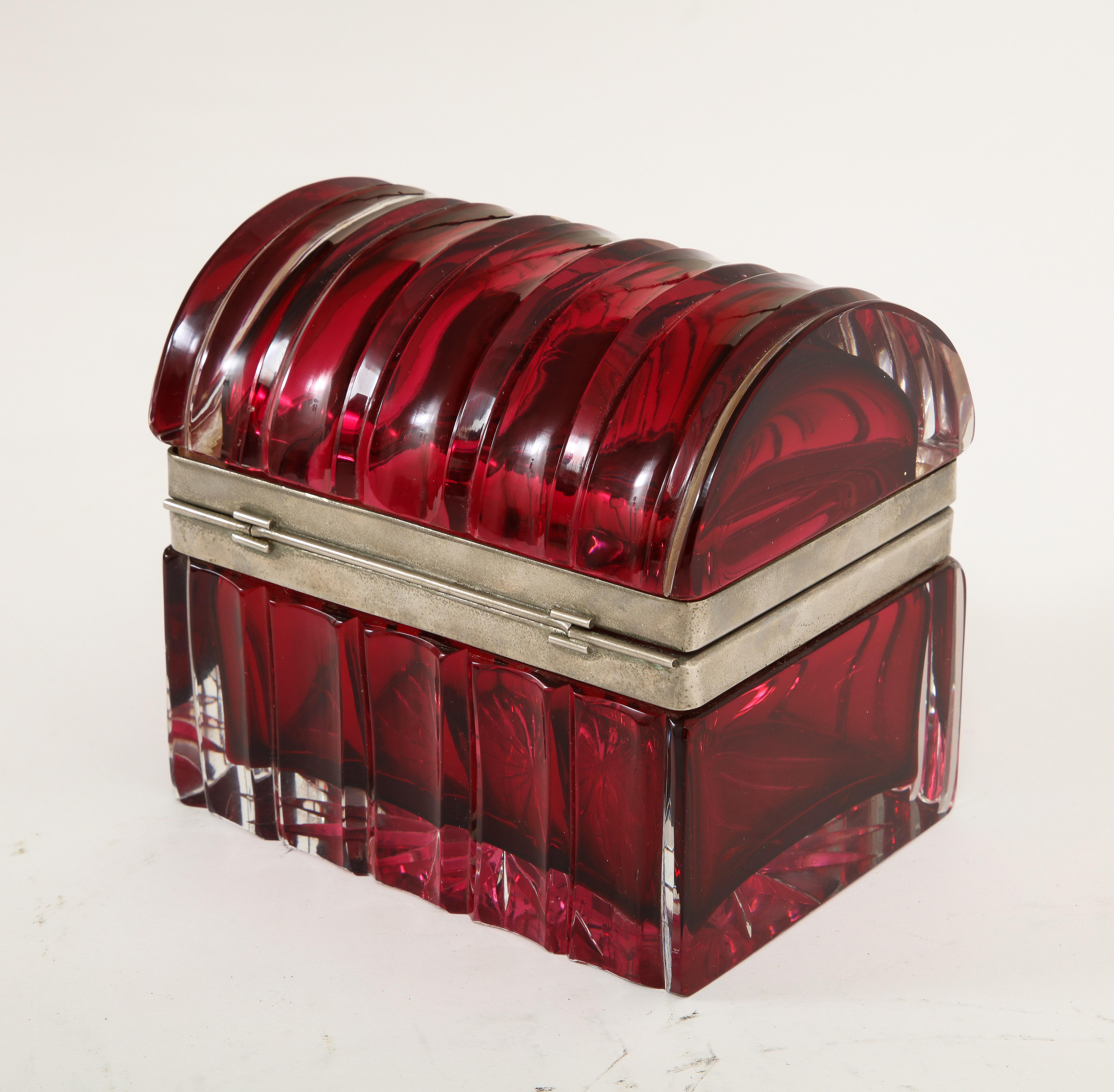 Early 20th Century 20th Century Italian Silvered Bronze Mounted Clear-over-red Domed Crystal Box For Sale