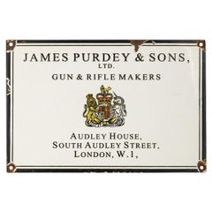 Une enseigne en émail James Purdey & Sons Ltd du 20e siècle