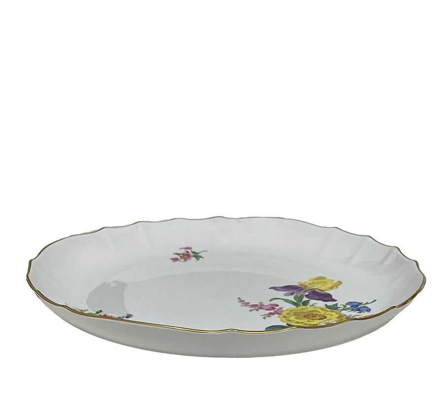 20th Century A 20th century Meissen porcelain set, Germany For Sale