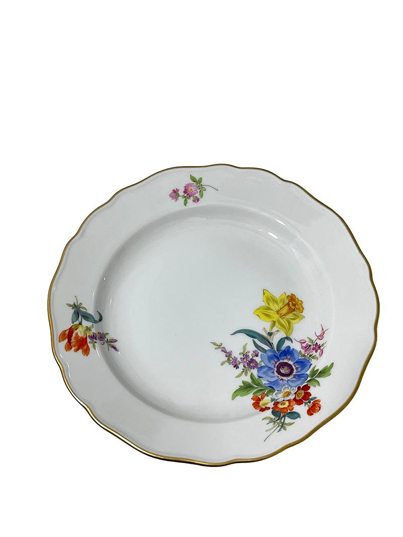 A 20th century Meissen porcelain set, Germany For Sale 1