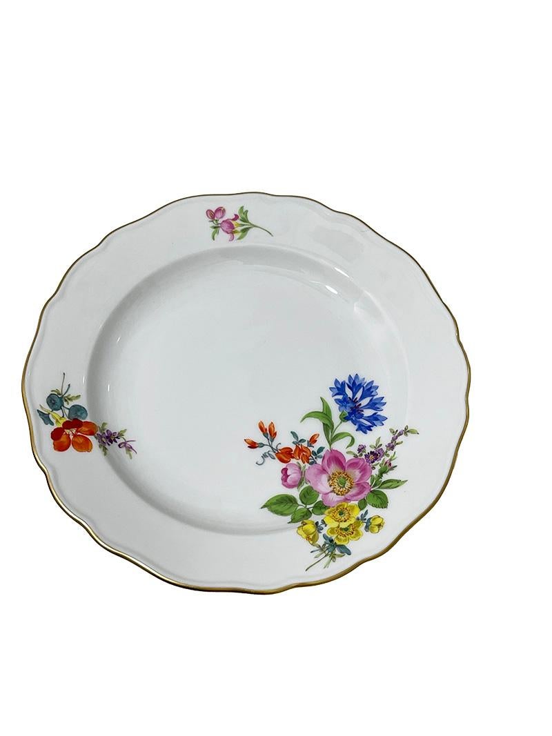 A 20th century Meissen porcelain set, Germany For Sale 4