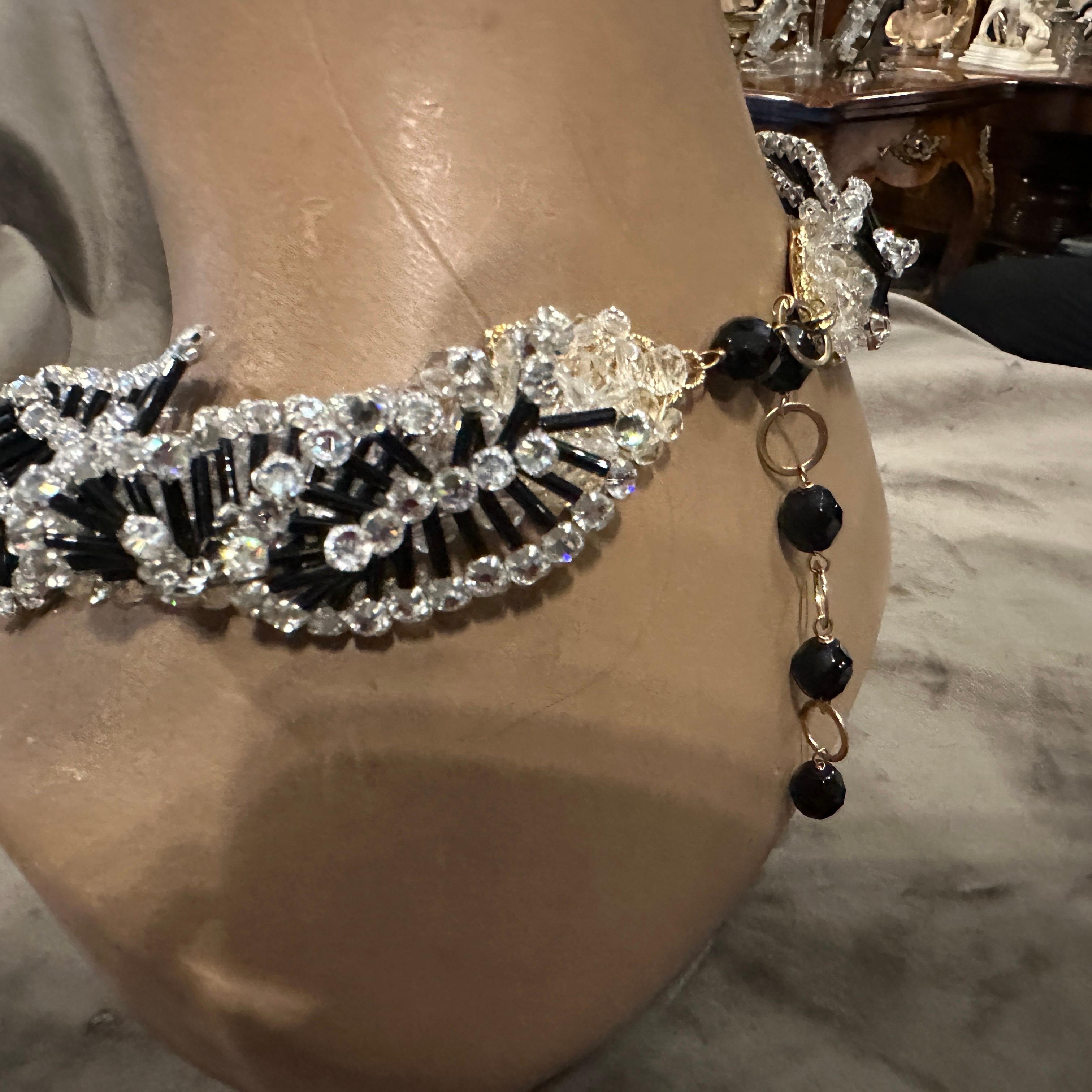 Una collana a più fili in bianco e nero di Coppola e Toppo, icona del XXI secolo. in vendita 10