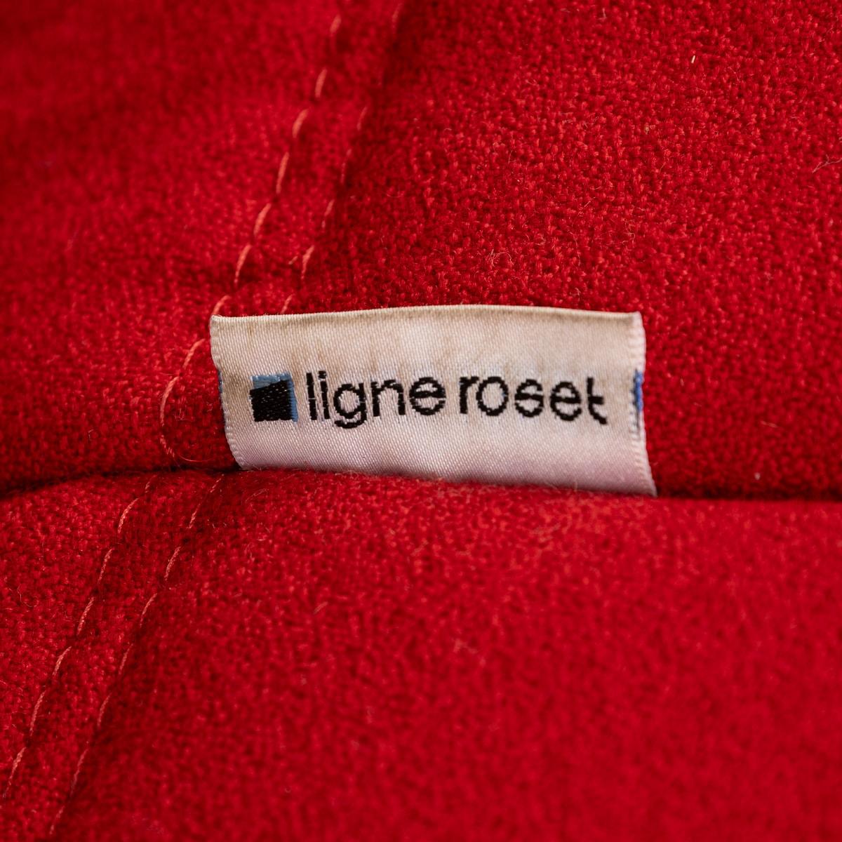 Canapé d'angle rouge Togo du 21e siècle par Michel Ducaroy pour Ligne Roset France en vente 12