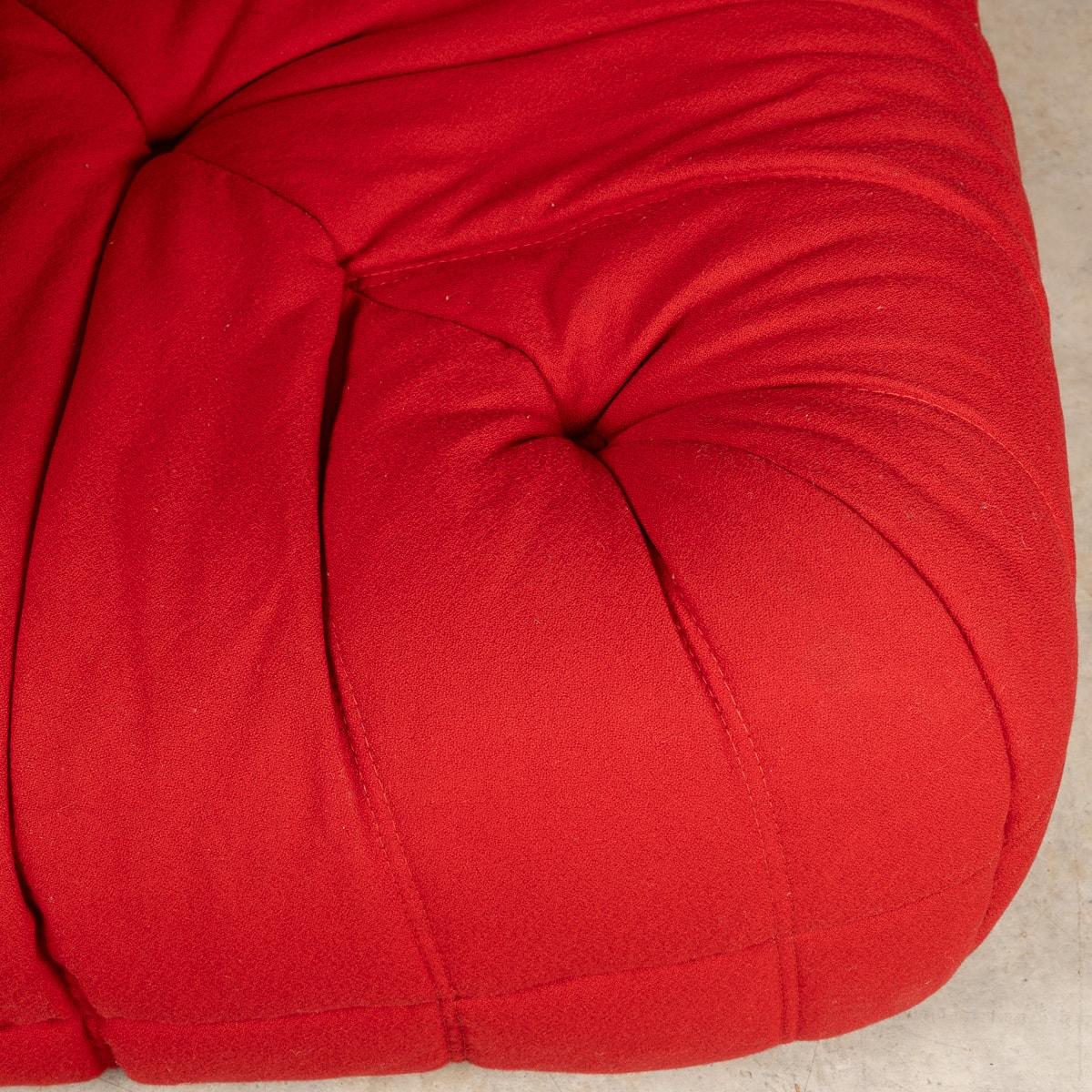Canapé d'angle rouge Togo du 21e siècle par Michel Ducaroy pour Ligne Roset France en vente 2