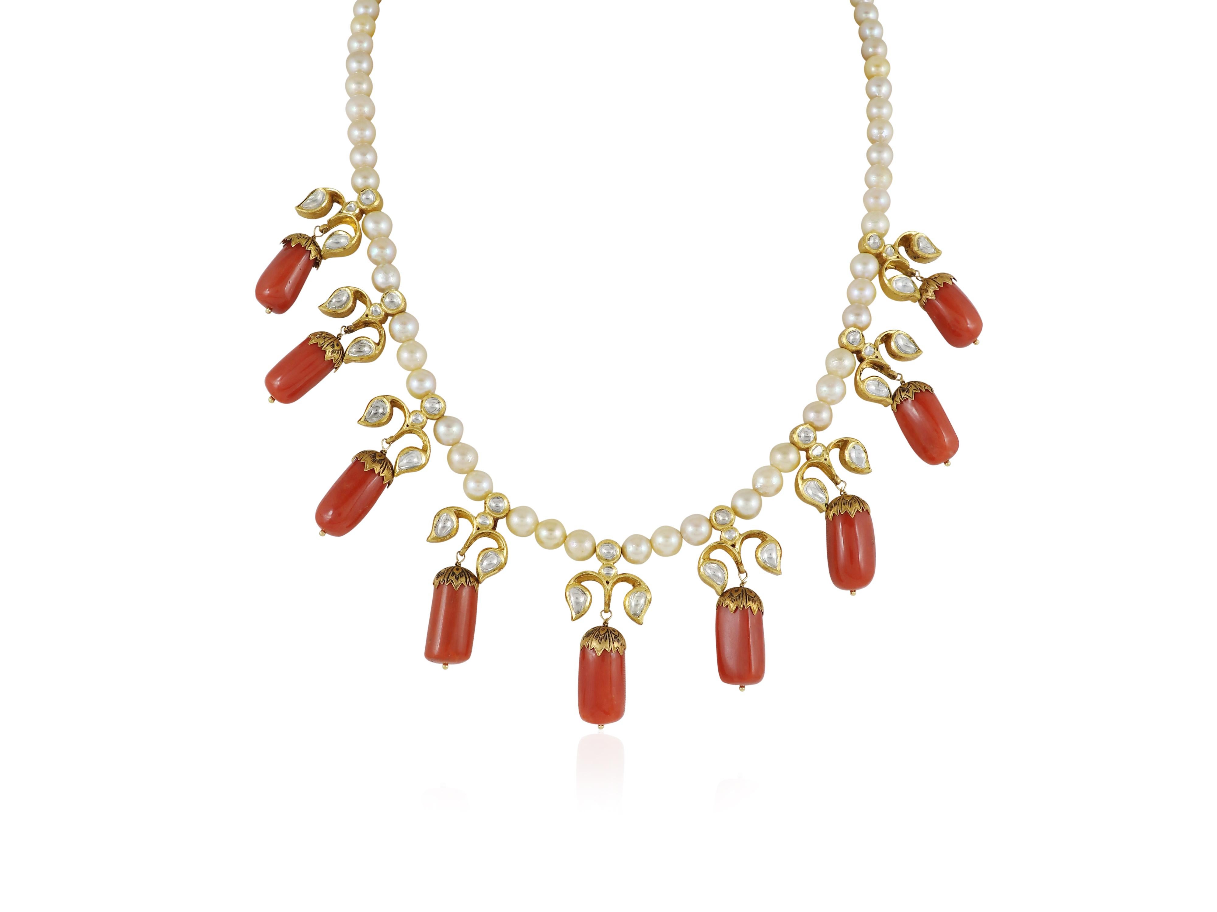 Tumbled A 22K natural Coral set with Natural uncut diamond polki  Indian necklace For Sale