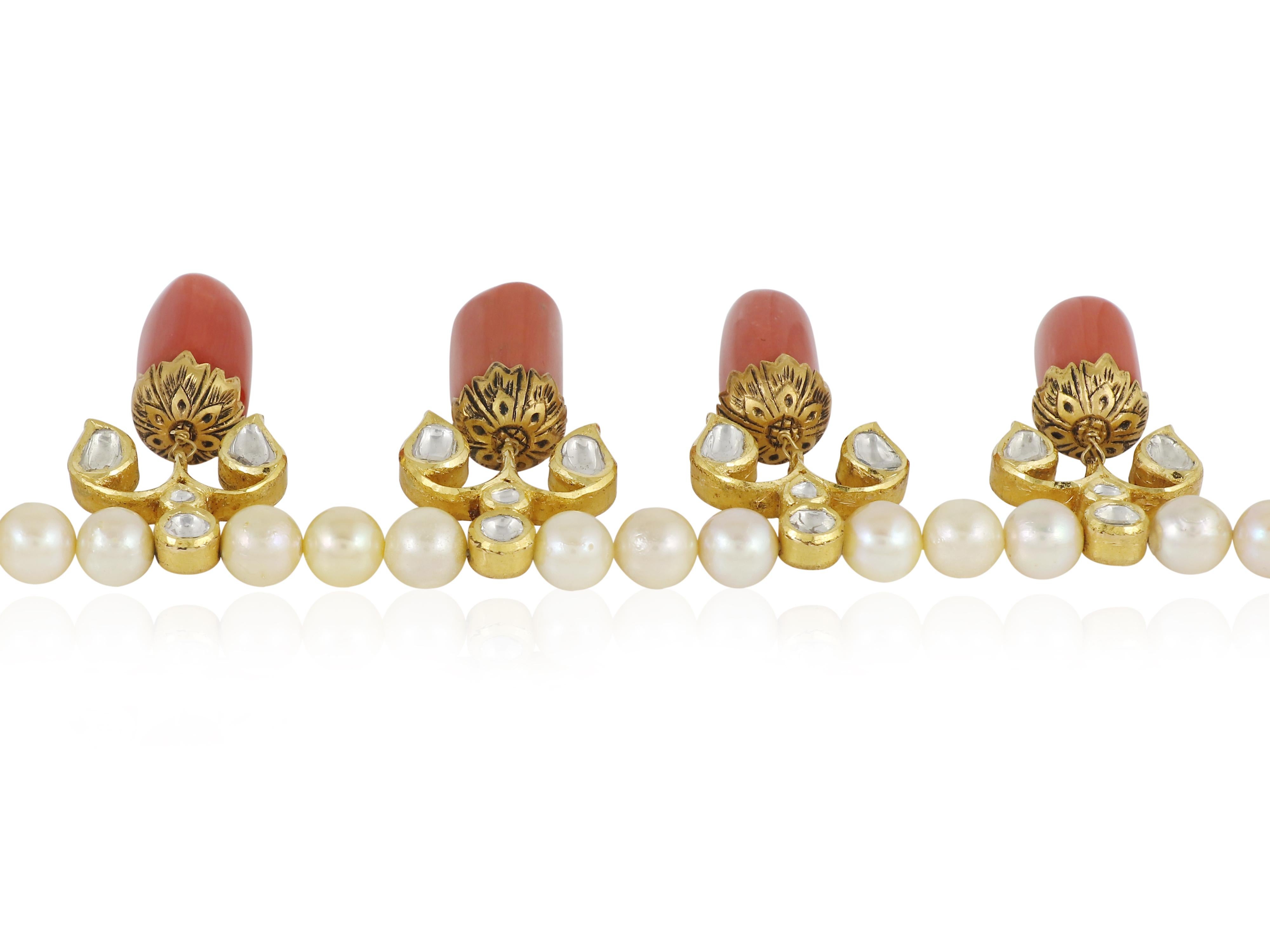 A 22K natural Coral set with Natural uncut diamond polki  Indian necklace For Sale 3