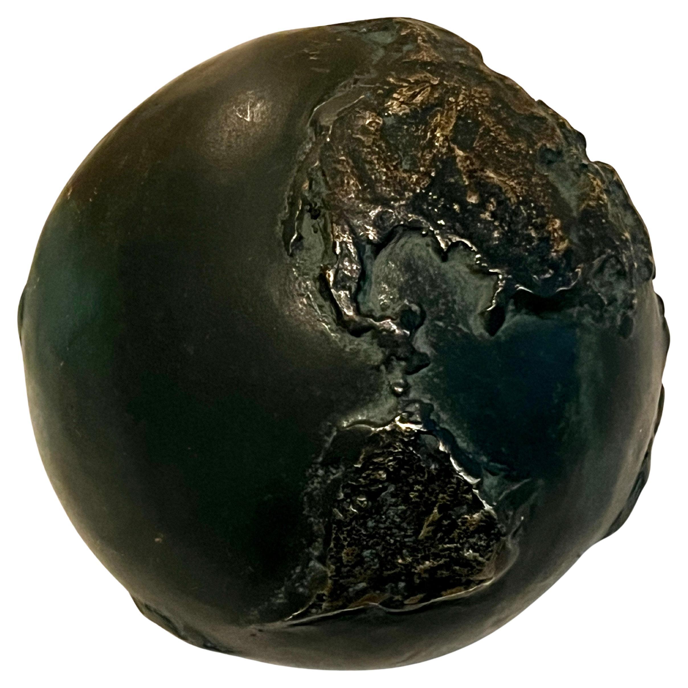 Globe en bronze massif de 4 pouces  Presse-papier mondial